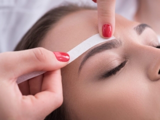 professional eyebrow waxing to define hd brows